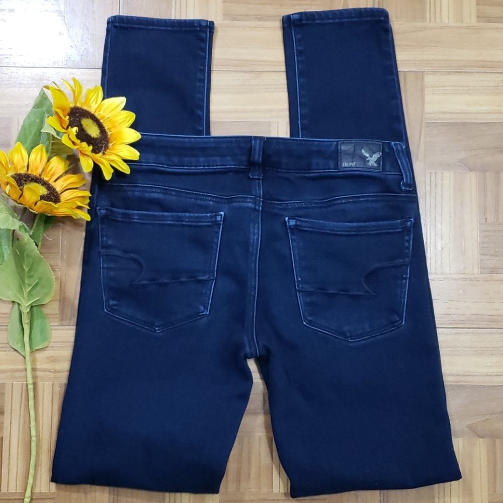 AMERICAN EAGLE OUTFITTERS skinny jeans